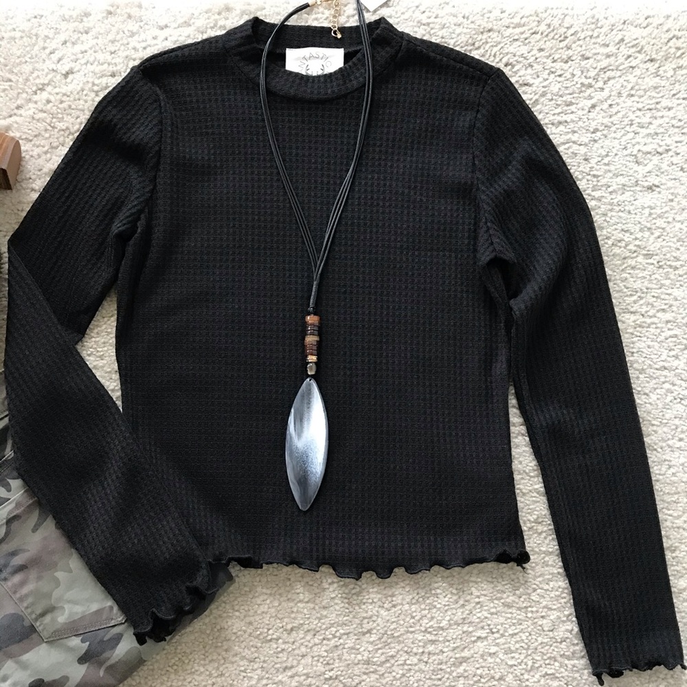 Black Cropped, Waffle Knit Top - Picture 6 of 11